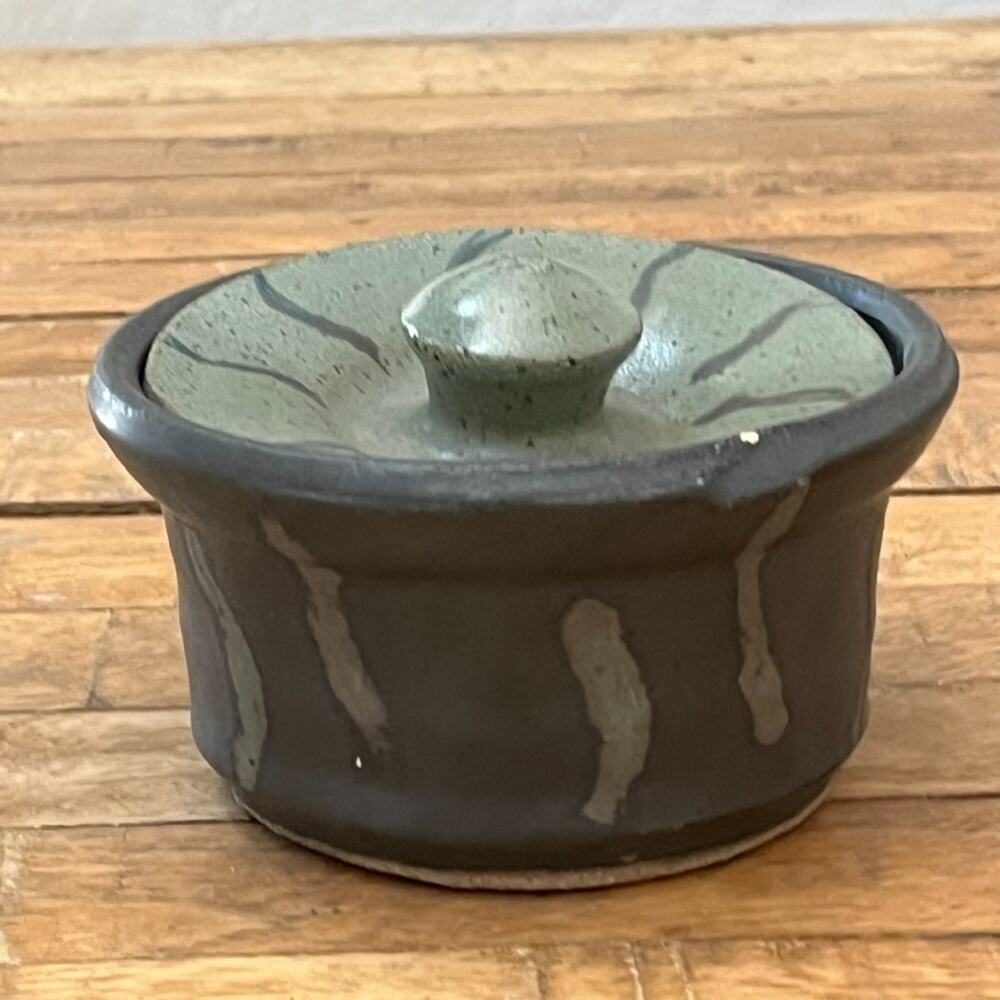 Art Studio Pottery Ceramic Lidded Pot Gray & Green Signed By Artist